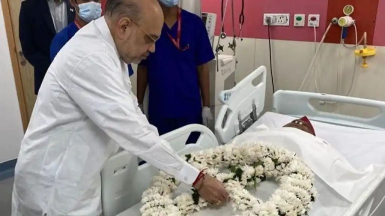 उतर प्रदेश:पूर्व मुख्यमंत्री व सपा संरक्षक मुलायम सिंह यादव (82) का सोमवार को निधन।