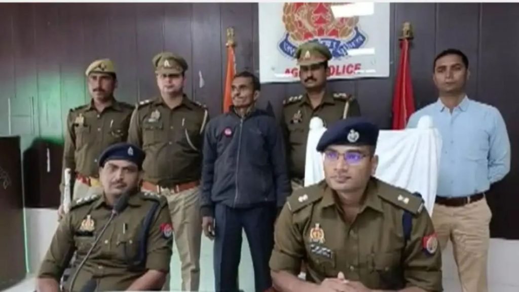 आगरा: उधारी के रुपए नहीं मिले तो पिता-पुत्र ने किया मासूम का अपहरण, बचाने आई बहन को मारी कुल्हाड़ी।