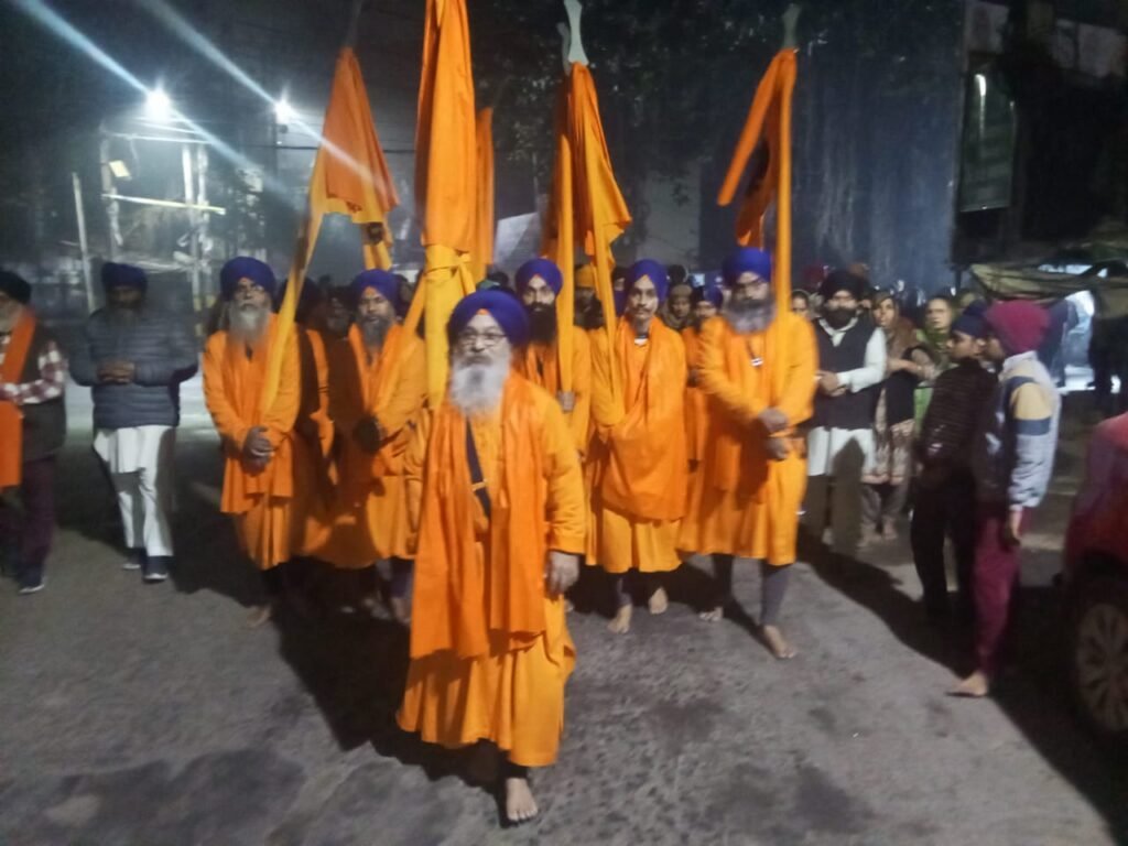 पटना सिटी:357वें प्रकाशोत्सव का प्रभातफेरी से हुआ आगाज