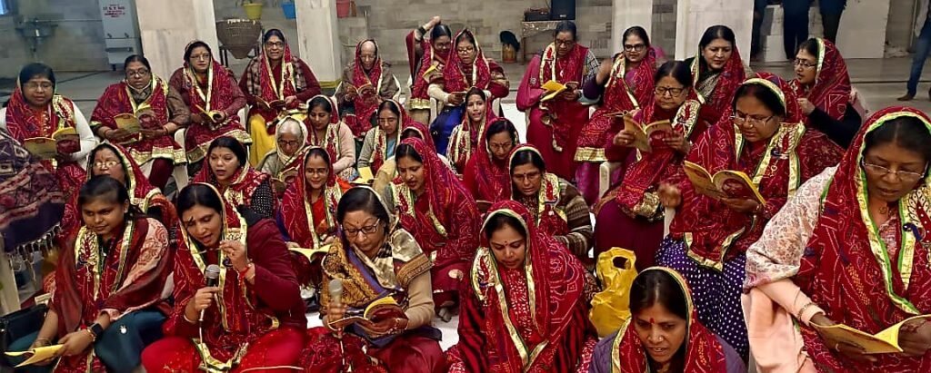 एक दिवसीय श्रीदादी जी नवमी महोत्सव में भजनों की बही रसगंगा; 108 महिलाओं ने किया सामूहिक मंगलपाठ