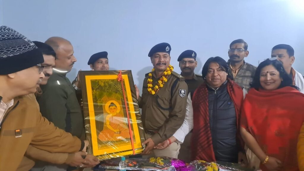 सरस्वती पूजा को शांतिपूर्वक संपन्न करने को लेकर चौक थाना परिसर में शांति समिति कि बैठक