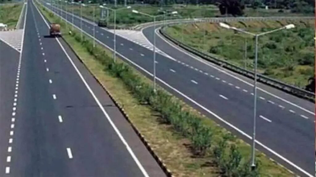 पटना-गया मार्ग के सुदृढ़ीकरण कार्य में तेजी; 84 करोड़ की लागत से पथ निर्माण