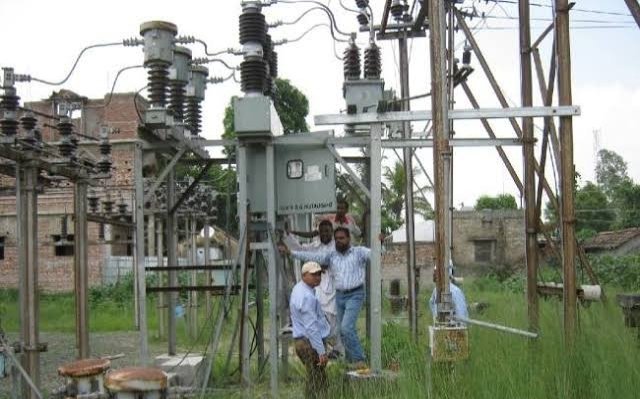 राजधानी के दो दर्जन मोहल्लों में बिजली कटेगी। ग्रिड के रखरखाव  कार्यों के लिए शटडाउन