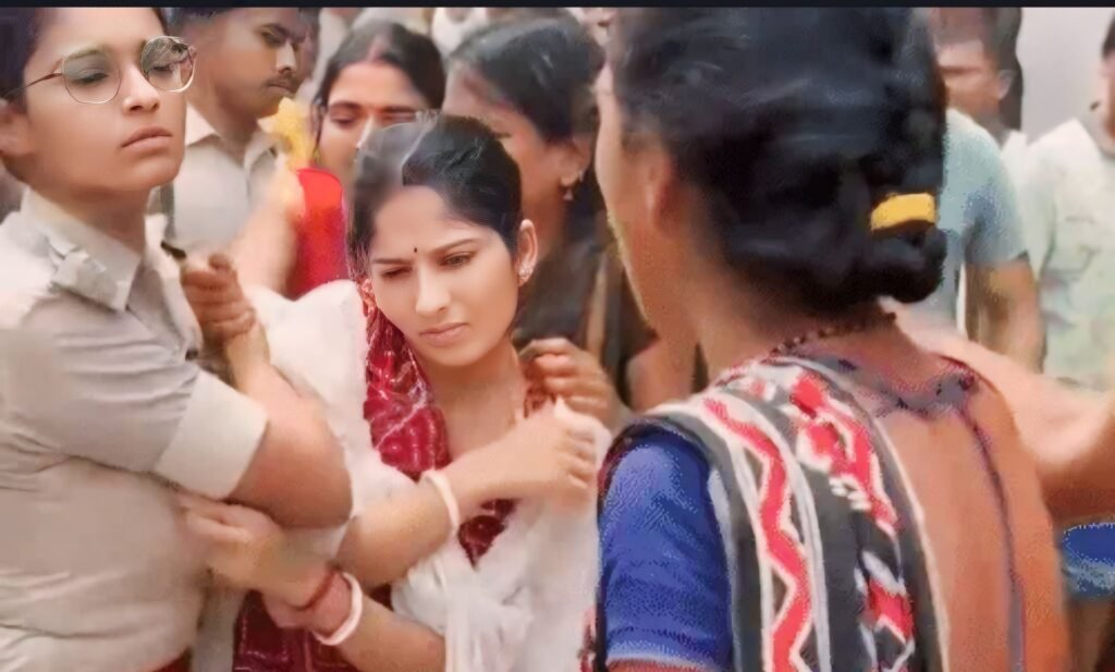 कटिहार में स्मैक तस्कर को पकड़ने गई पुलिस पर हमला; धक्का-मुक्की कर आरोपी महिला को छुड़ा ले गए