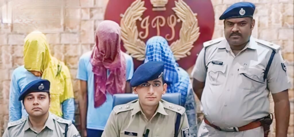 पटना पुलिस को मिली बड़ी सफलता, दिनदहाड़े हुई 7 लाख रुपए की लूट मामले का किया खुलासा