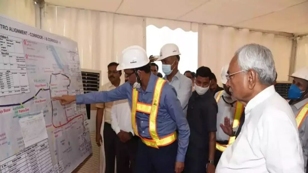 पटना मेट्रो का निरीक्षण करने पहुंचे CM नीतीश, अधिकारियों को दिए जरूरी निर्देश