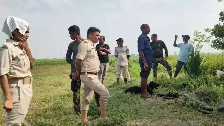खेत में मिली दंपत्ति की लाश, पुलिस ने जताई हत्या की आशंका