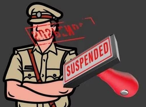 पति ने सिपाही को पत्नी संग कमरे में रंगेहाथ पकड़ा, सिपाही निलंबित