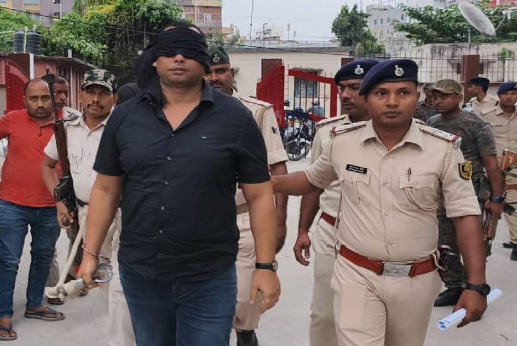 10 लाख के विदेशी पिस्टल के साथ उत्तर बिहार का कुख्यात शूटर गोविंद गिरफ्तार
