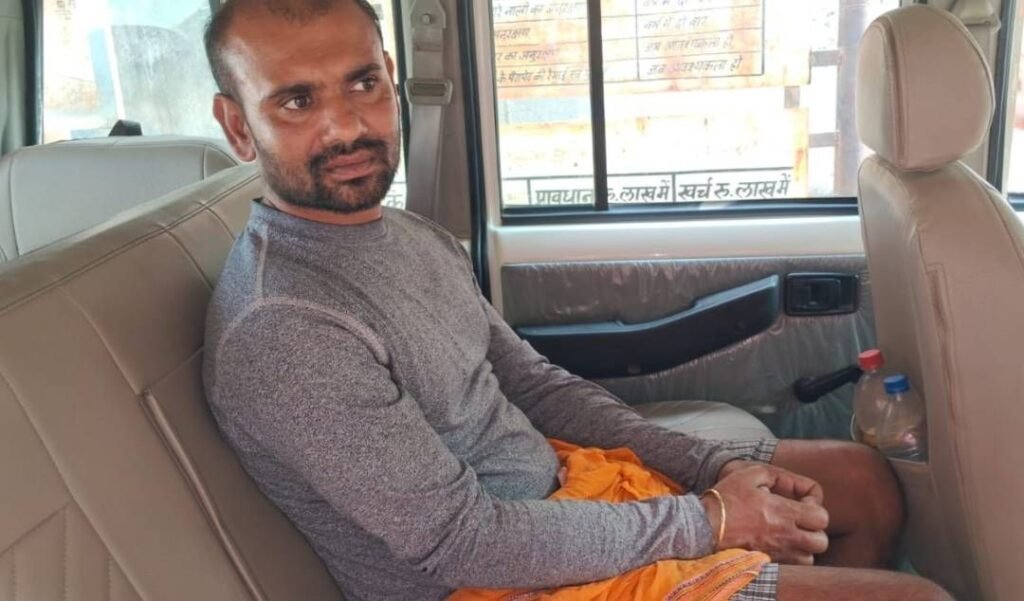 बिहार के मोतिहारी पुलिस ने 50 हजार के इनामी बदमाश सुधीर सिंह को किया गिरफ्तार