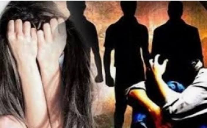 पटना में दो बच्चों की मां के साथ दरिंदगी, चीखती-चिल्लाती रही महिला के आगे जानवर बने मनचलें
