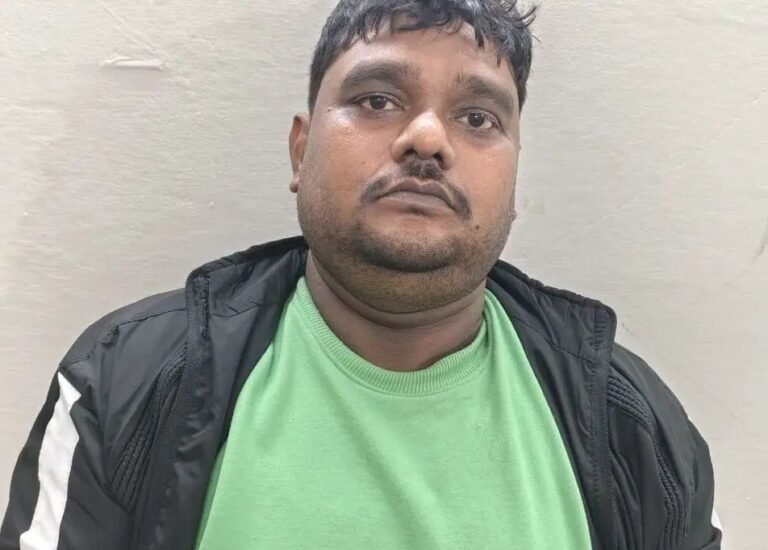 दिल्ली में उत्तर प्रदेश STF ने दबोचा 1 लाख का इनामी बदमाश, बिहार पुलिस को दिया था चकमा