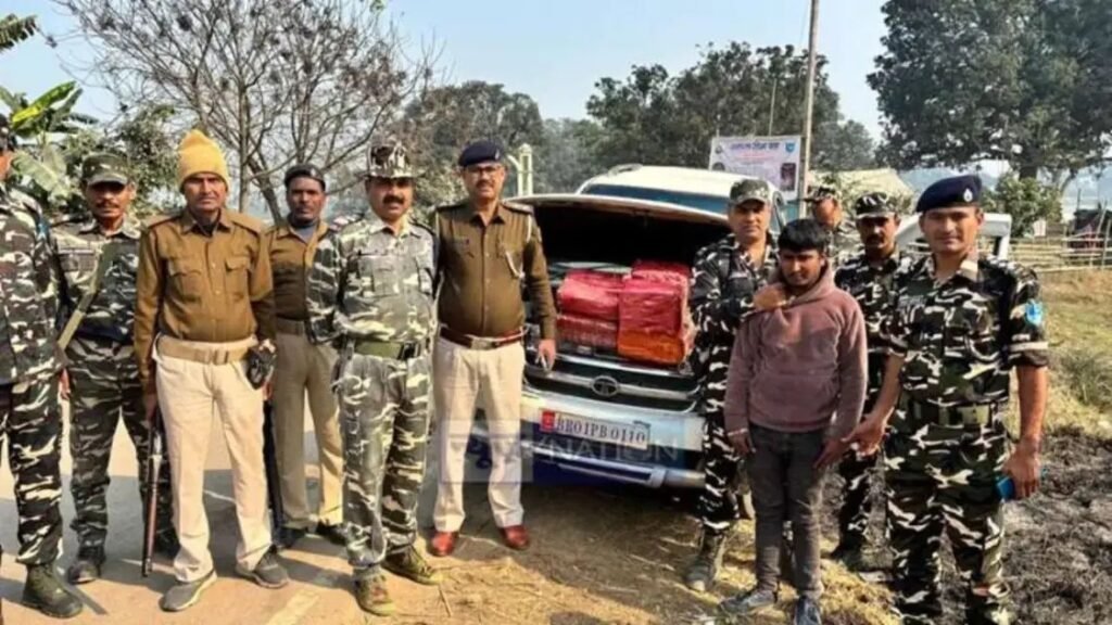 18 घंटे में पुलिस को चकमा देकर 2 तस्कर फरार, SP की बड़ी कार्रवाई; चौकीदार निलंबित