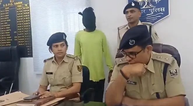बाढ़ में अवैध हथियार के साथ युवक गिरफ्तार