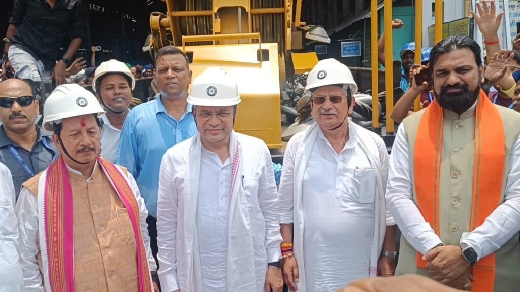 बिहार में रेलवे के बुनियादी ढांचे को मिली नई रफ्तार: केंद्रीय रेल मंत्री अश्विनी वैष्णव ने रखी जमालपुर में वैगन क्षमता वृद्धि परियोजना की आधारशिला