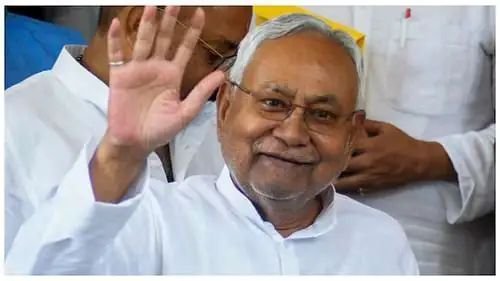 राज्य में अपराधियों की कमर तोड़ने की तैयारी, 52 कुख्यात बदमाशों की अरबों की संपत्ति होगी जब्त