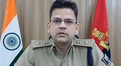 मुंगेर पुलिस लाइन में मेडिकल जांच के नाम पर अवैध वसूली: सार्जेंट गिरफ्तार, जेल भेजा गया