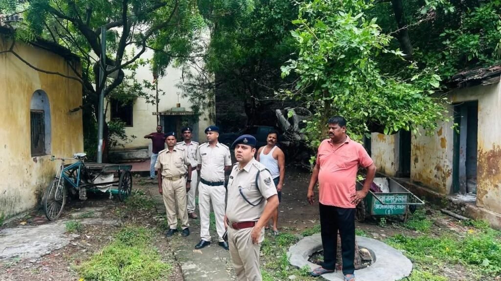 पटना सिटी में पुलिसिंग को सुदृढ़ करने के लिए डॉ. गौरव कुमार ने किया औचक निरीक्षण