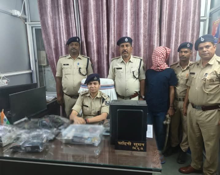 बिहार पुलिस की बड़ी कार्रवाई: फर्जी सरकारी दस्तावेज बनाने वाले गिरोह का भंडाफोड़, संचालक गिरफ्तार!