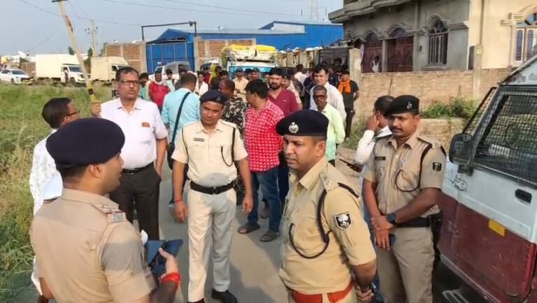 पटना में बड़ी डकैती: बेखौफ अपराधियों ने कैश वैन से लूटे 27 लाख, सुरक्षा में दिखी बड़ी लापरवाही